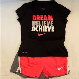 Toddler girls Nike outfit😍